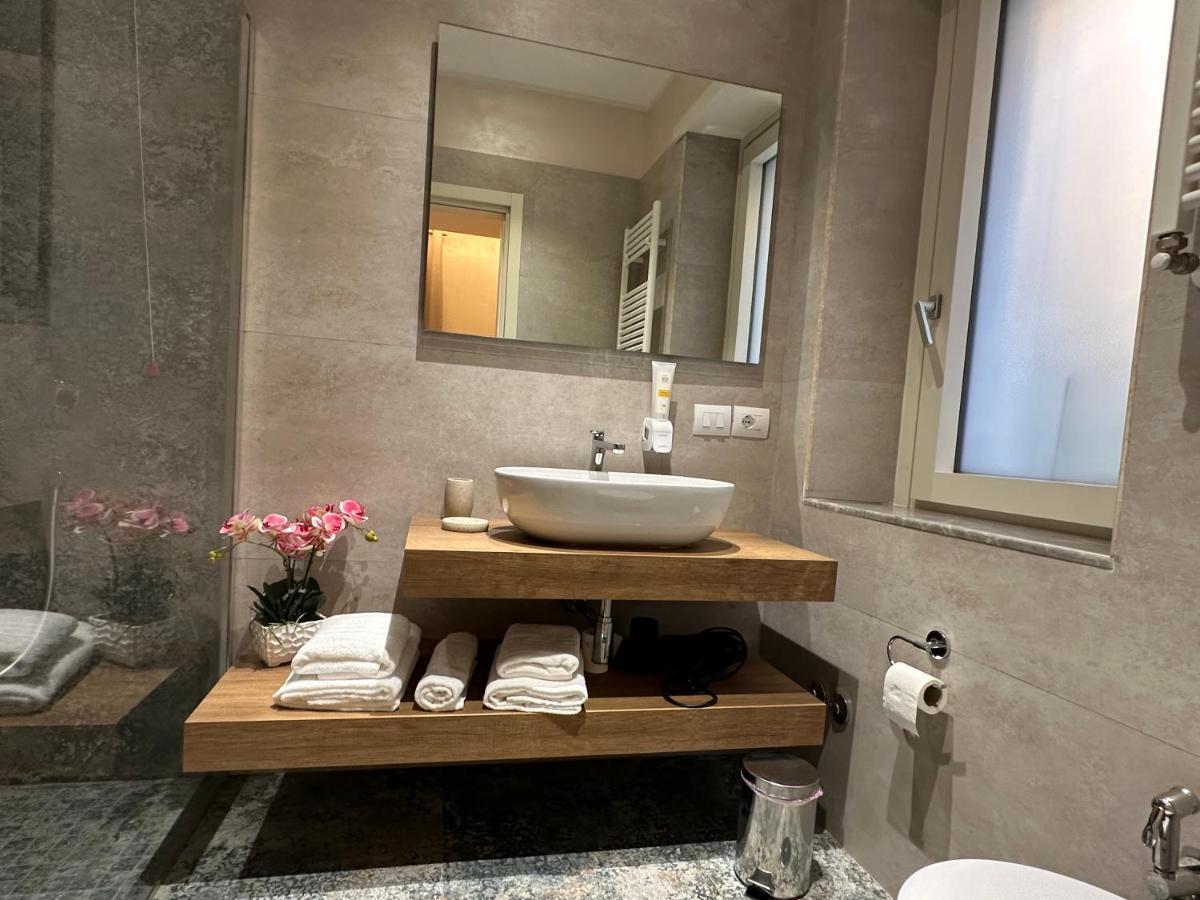 לדיספולי Comforthouse Lavilla מראה חיצוני תמונה