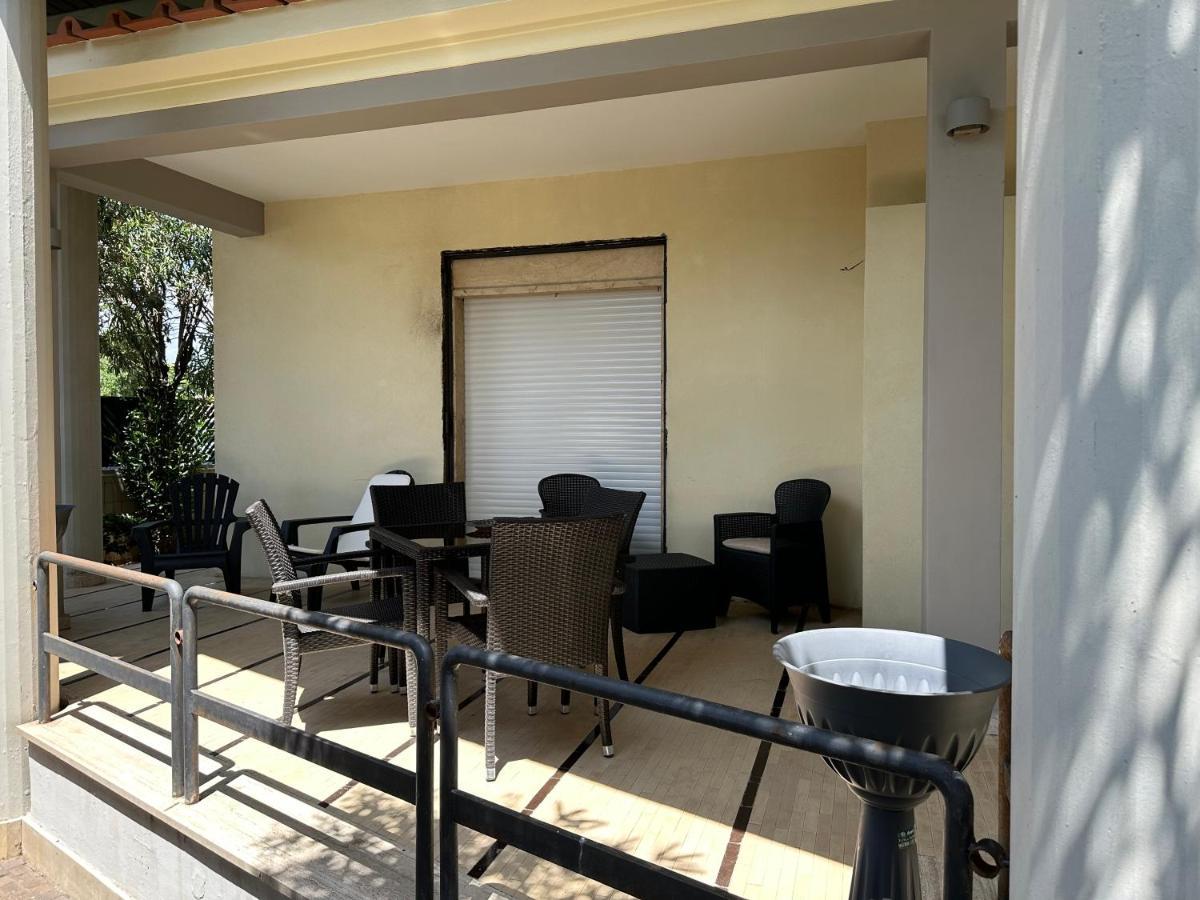 לדיספולי Comforthouse Lavilla מראה חיצוני תמונה